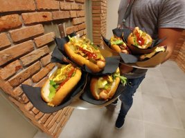 Hot dogi w Link4